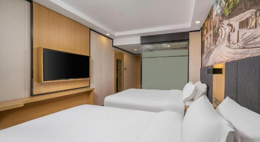 Yimi Sport College Branch Hotel 2*