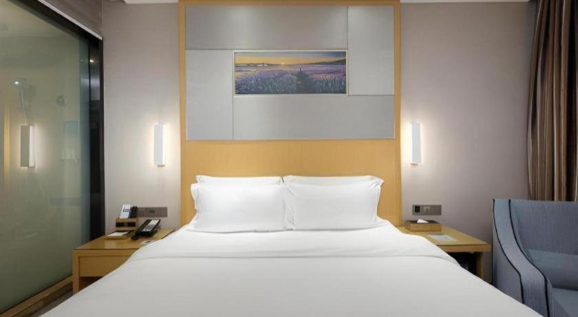 Hotel Lavande Shangxiajiu Pedestrian Street Hualin Temple Metro Station 3*