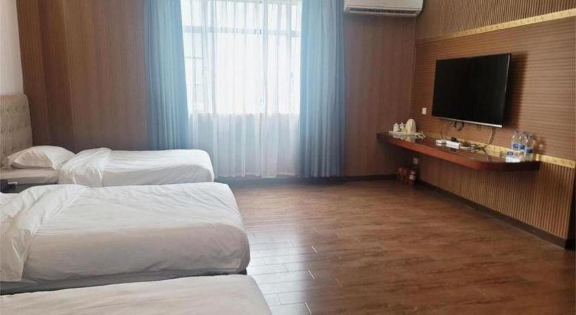 Hotel Golden Park 3*