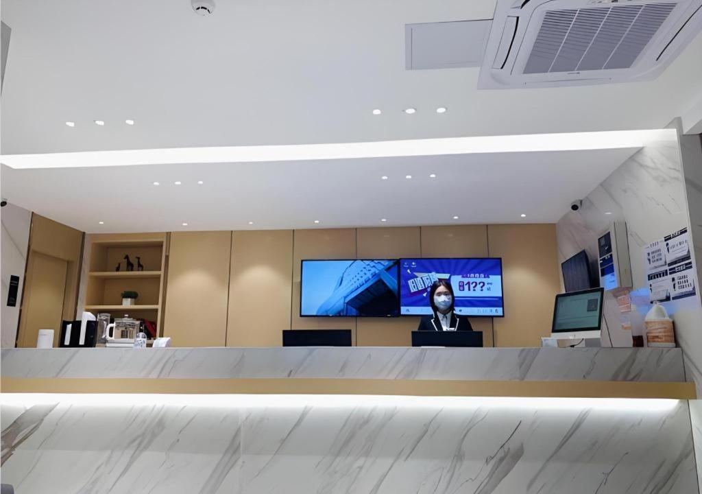 Hotel Comfort Sun Yat-sen Memorial Hospital Yide Road Metro Station Guangzhou