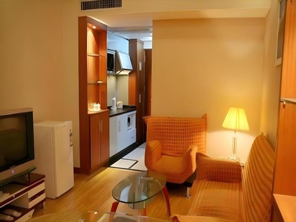Hotel Jinzhou International Business