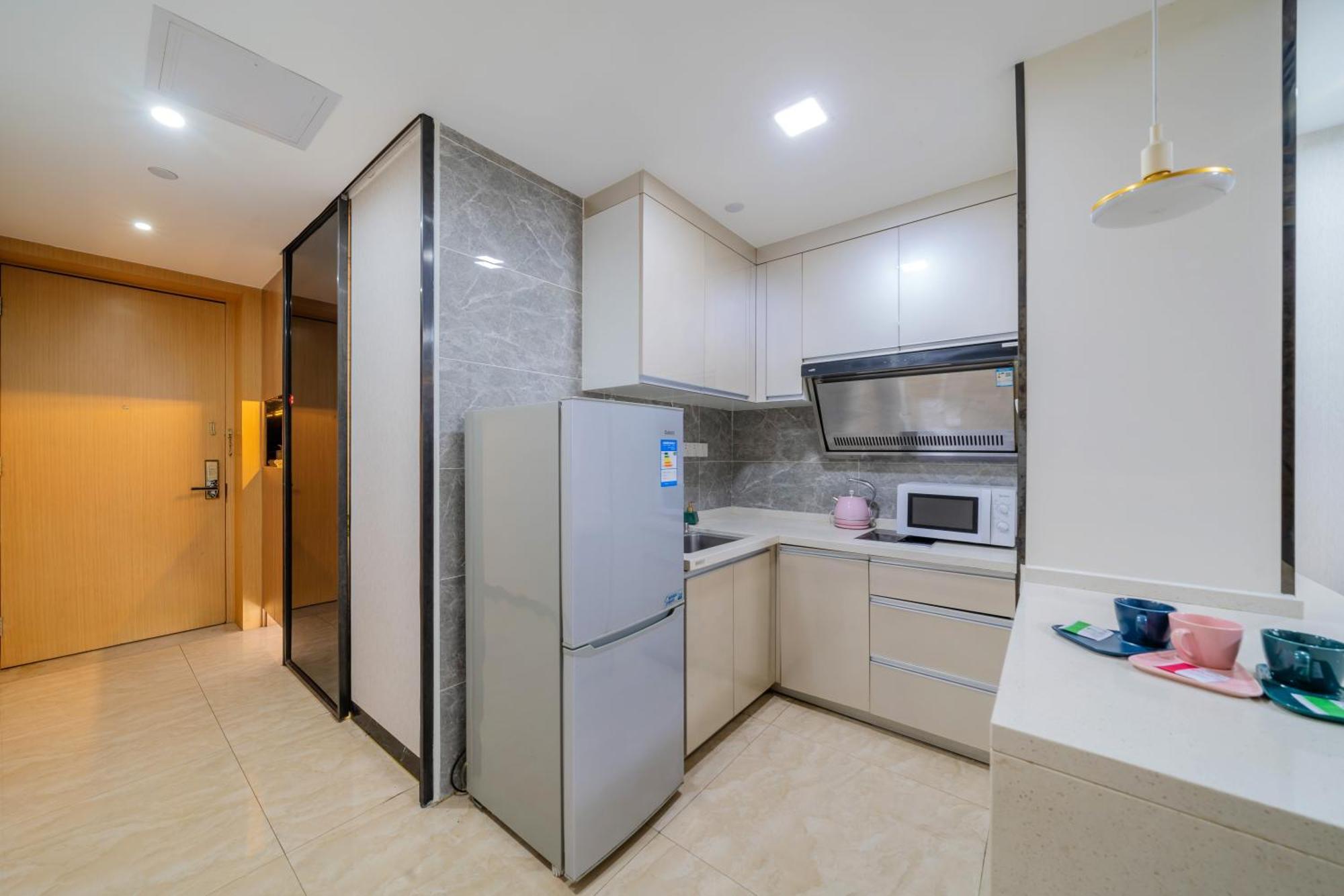Cloudy International Beijing Rd A-mall Apartment *