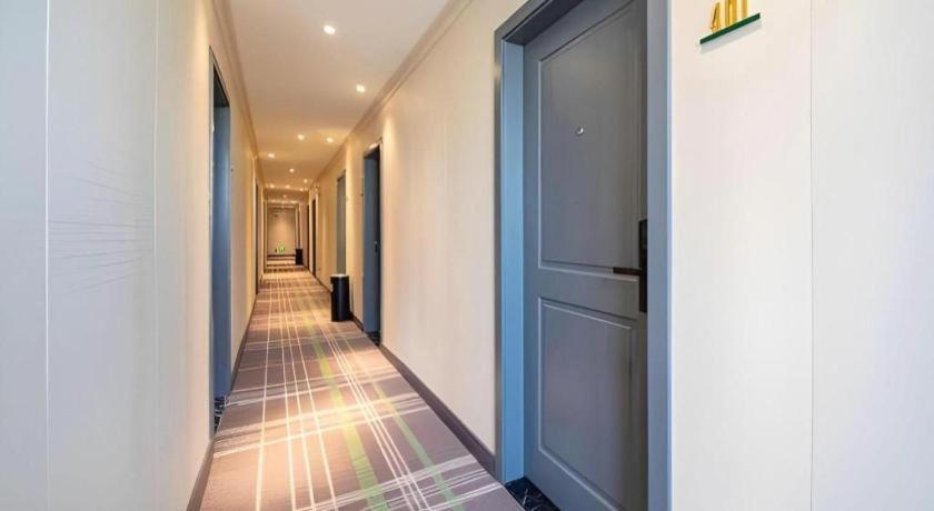 Hotel Comfort Premier Tower Chigang Metro Station Pazhou Exhibition Guangzhou
