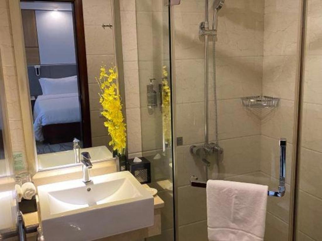 Hotel Gondola T G C Hotel 4*