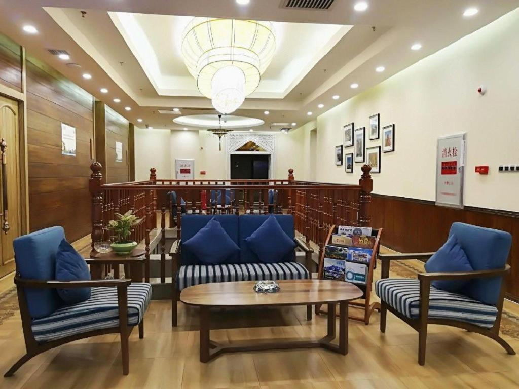 Hotel Rongjin 4*