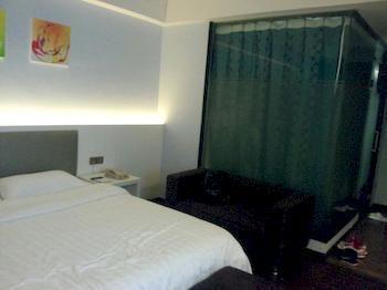 Dragon Hotel