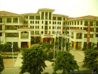Resort Hawana 3*