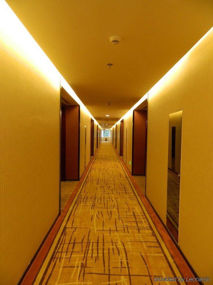 Hotel Shun Ying Li Yu 4*
