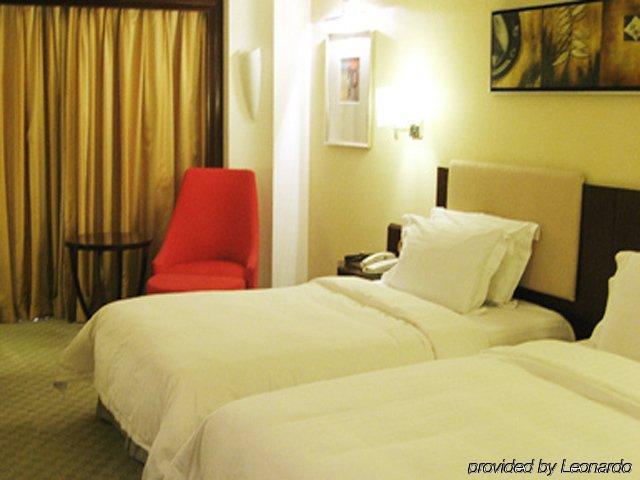 Royal 4*