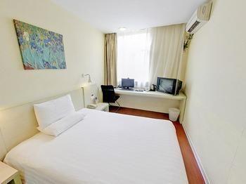 Hotel Hanting Express Jiangwan 2*