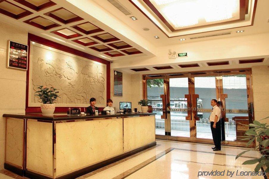 Hotel Lucky 3*