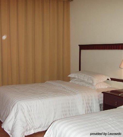 Nanzhou Hotel