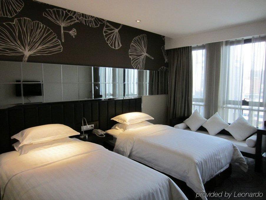 Metropolo, Guangzhou, Wanda Plaza-baiyun Mountain Hotel 4*