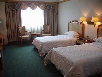 Phoenix Mountain Hotel