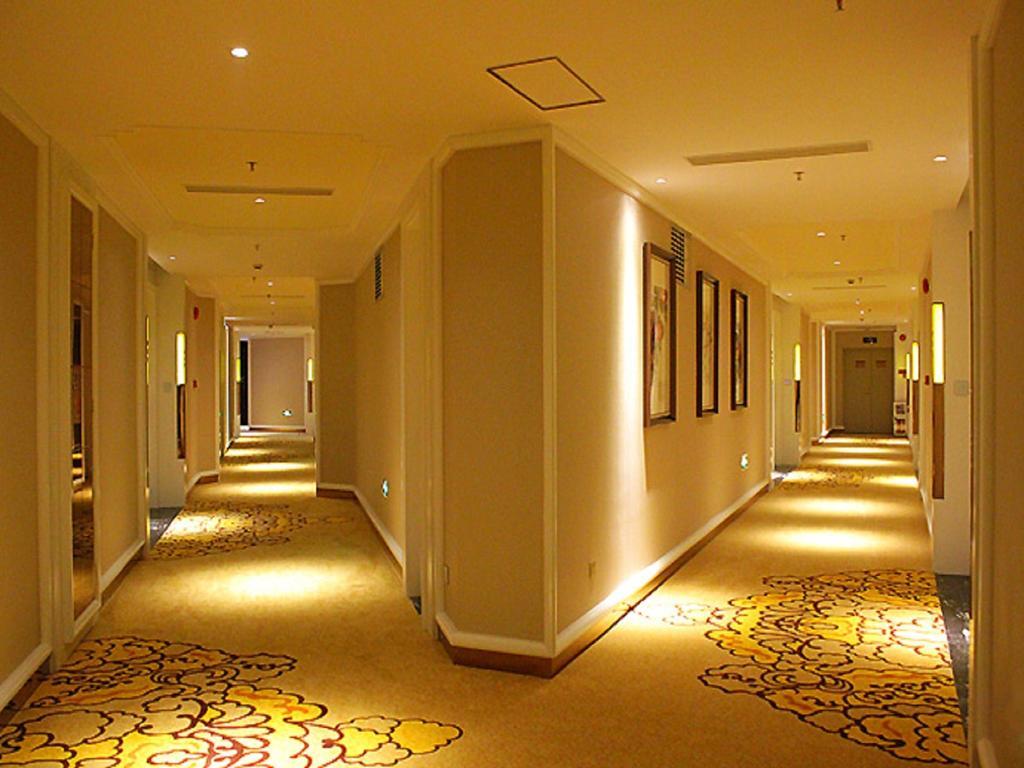 Da Xin International 3*