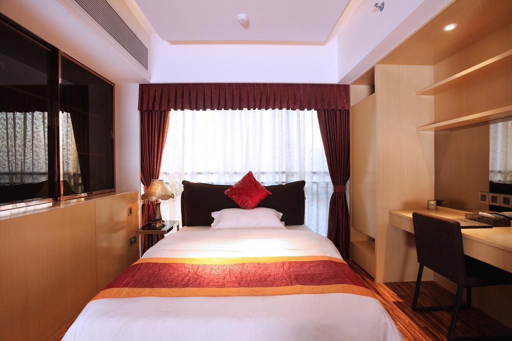 Heefun - Poly D Plaza Branch Apartemen