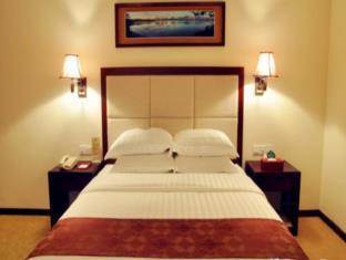 Hotel Nansha Aoyuan 5*