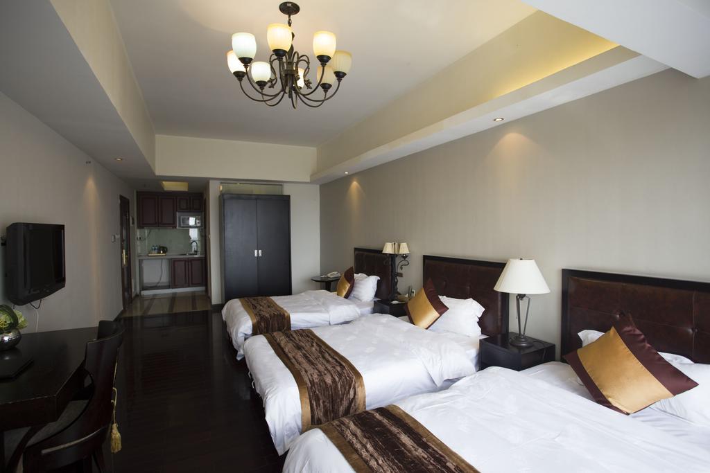 The Legend Service Apartment *