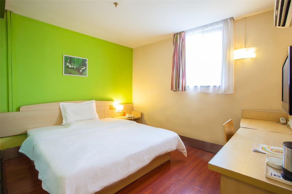 7days East Railway Station Branch Hotel 2*