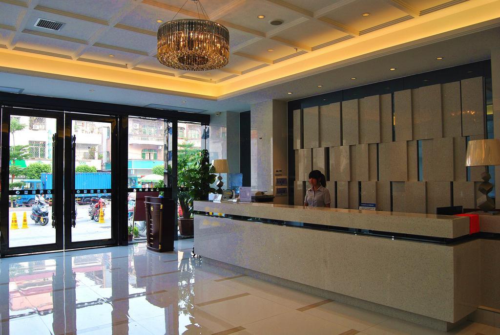 Jun Fu Nansha Huangge Branch Hotel 2*