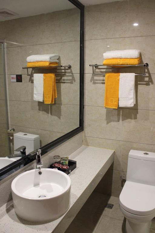 Jun Fu Nansha Huangge Branch 2* Guangzhou