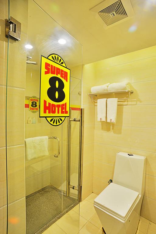 Super 8 Tainhe Li Jiao Guangzhou