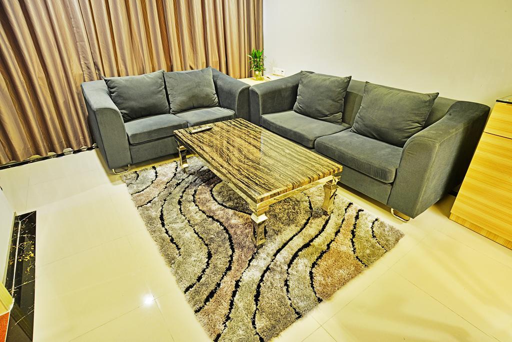 Super 8 Tainhe Li Jiao Hotel