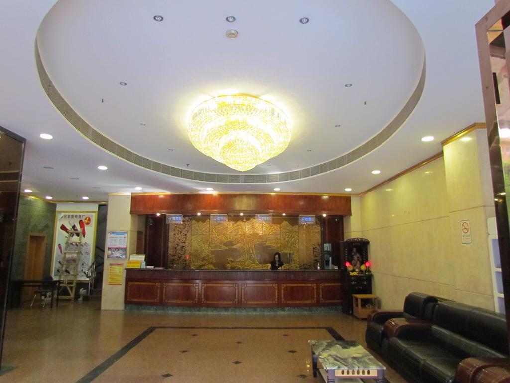 Lucky Hotel 3*