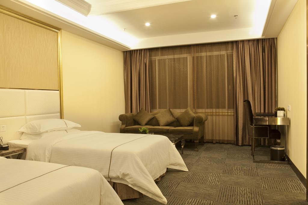 Hotel Garden 2*