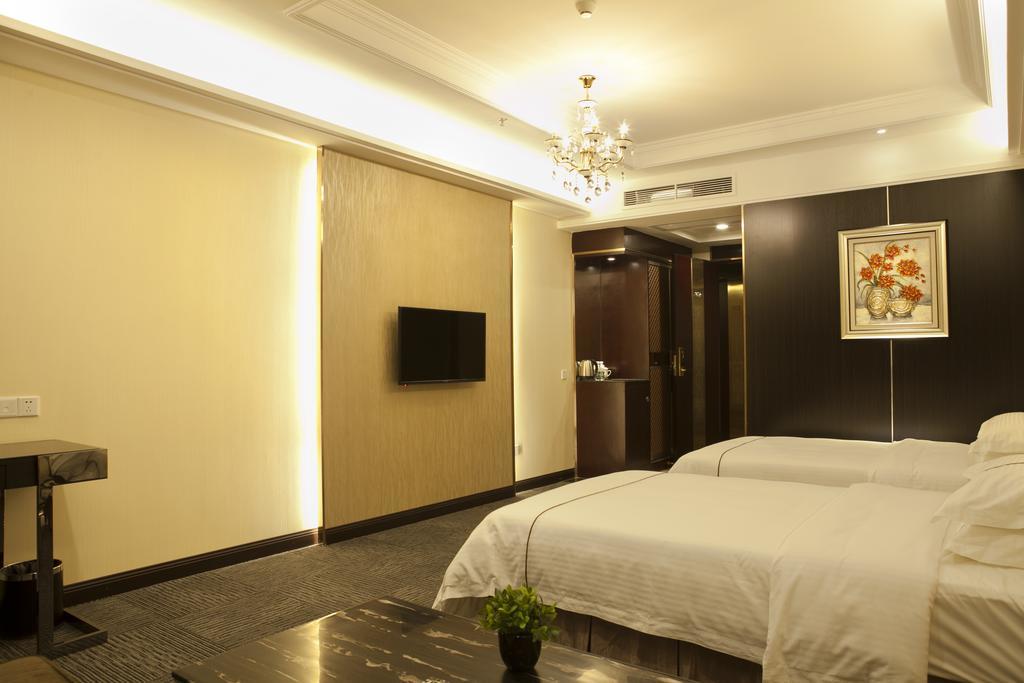 Garden Hotel 2*