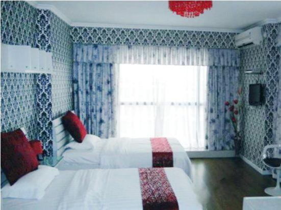 Wharf - 3*