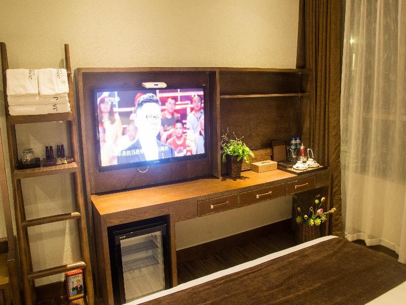 Sentosa Hotel 3*