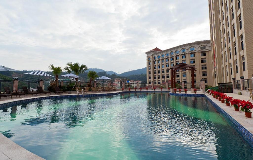 Hotel Haili Garden 3*