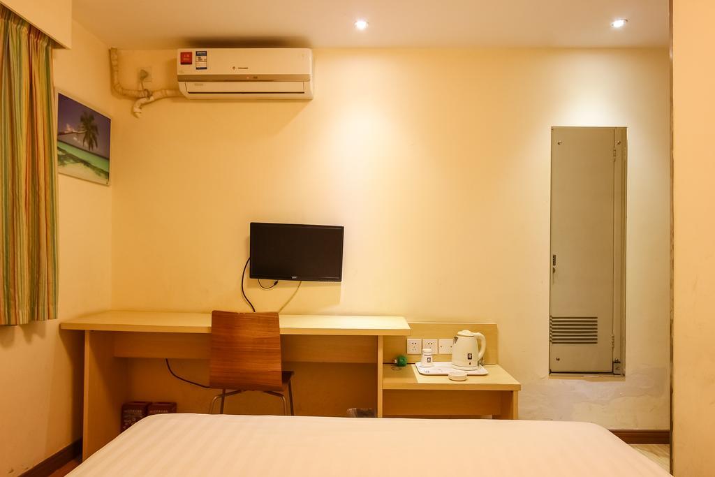 Hotel 7days Meihuayuan Metro Station 2*