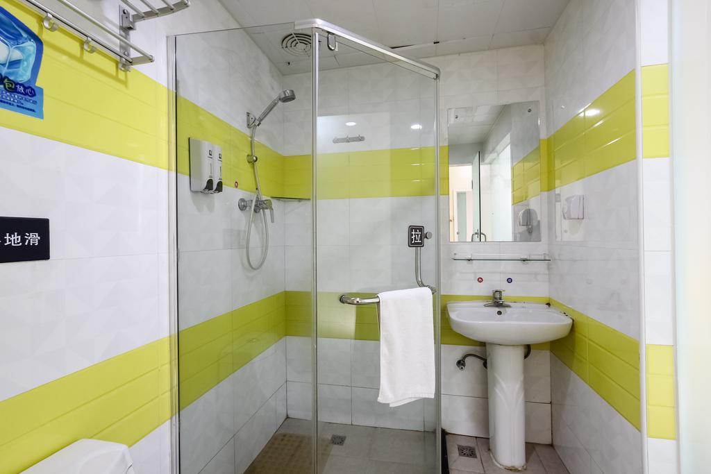 Hotel 7days Luochongwei Fu Li Ban Dao 2*