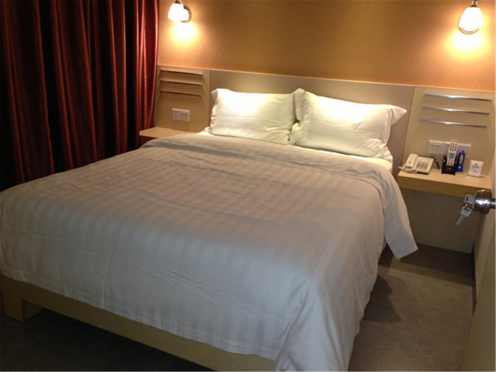 Hotel Guang Dong 2*
