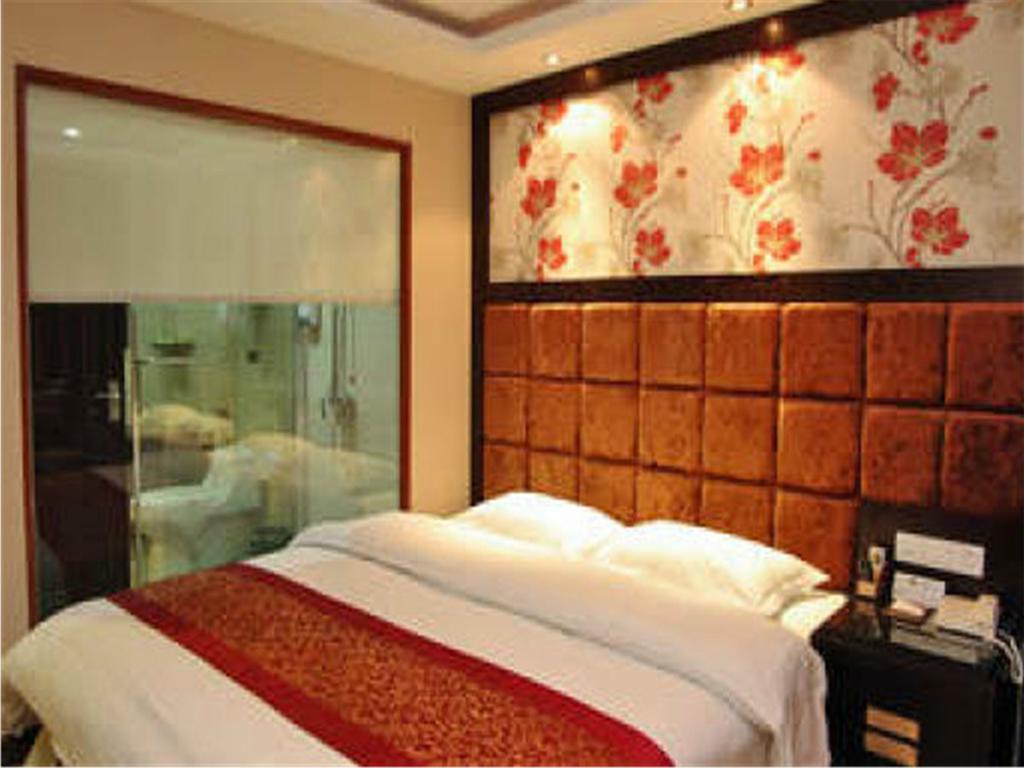 Hotel Lucky 3*