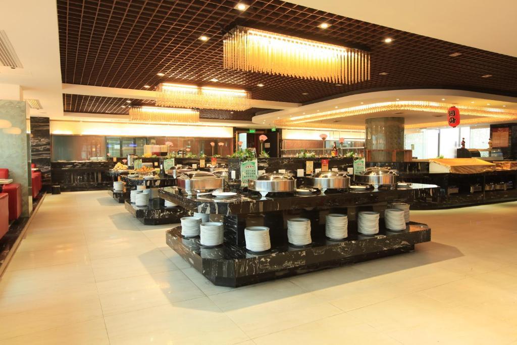 Shenghui Hotel