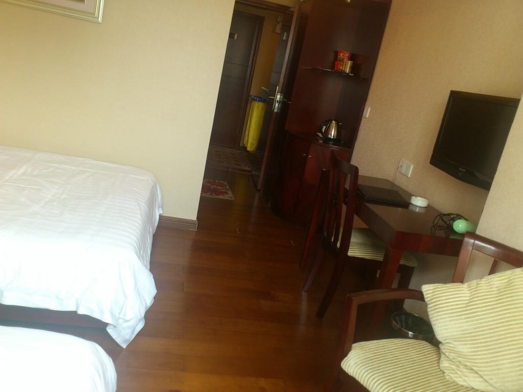 Hotel Mei Lan Hotel 2*