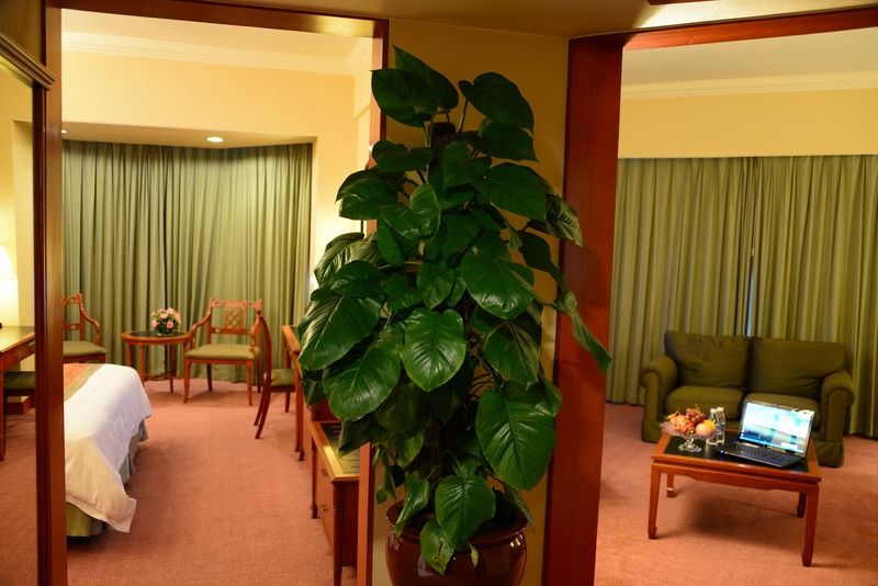 Ramada By Wyndham Pearl Guangzhou-canton Fair Free Shuttle Bus Guangzhou