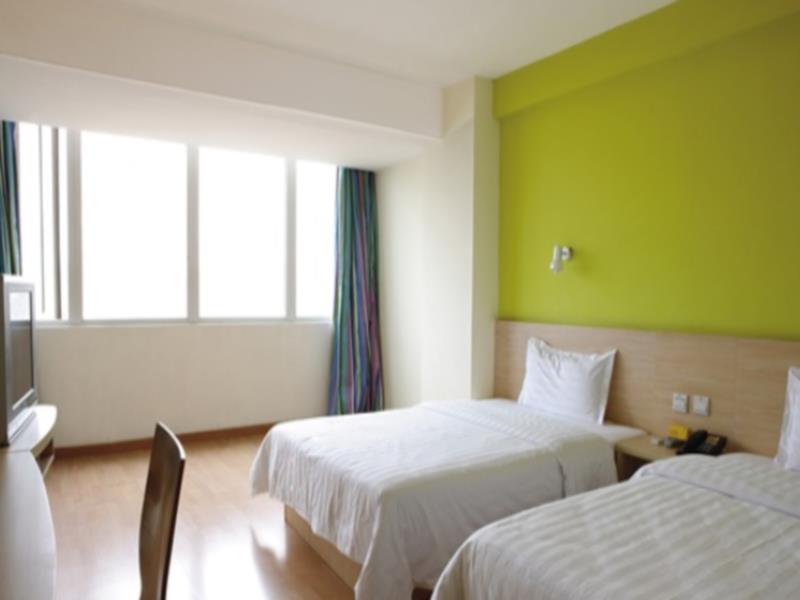 Hotel 7 Days Nansha Plaza Branch Guangzhou