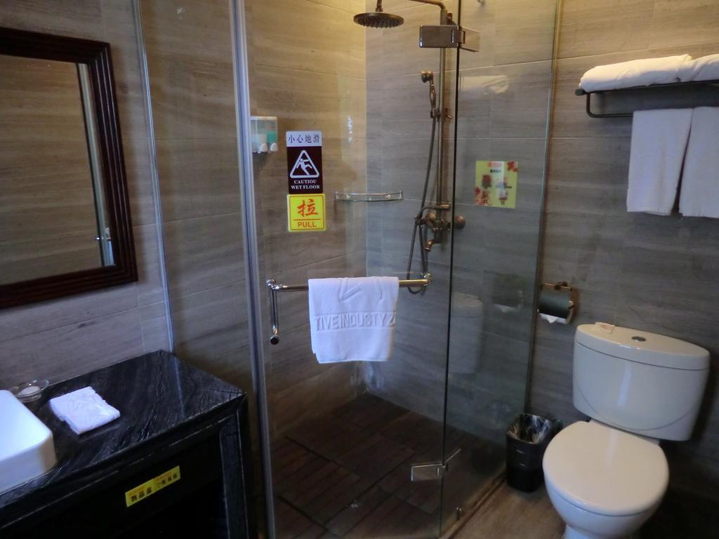 Aparthotel Fangyuan - - Free Shuttle Bus To Fair Complex During 14th Apr To 4th 3*