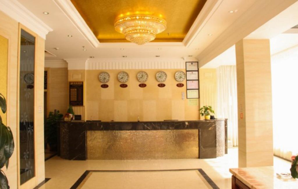 Lu Jiang Tian Yue Hotel