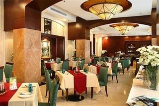 Hotel Grand Palace - Grand Management Group - Free Shuttle Bus To Fair During Fair Period 4*