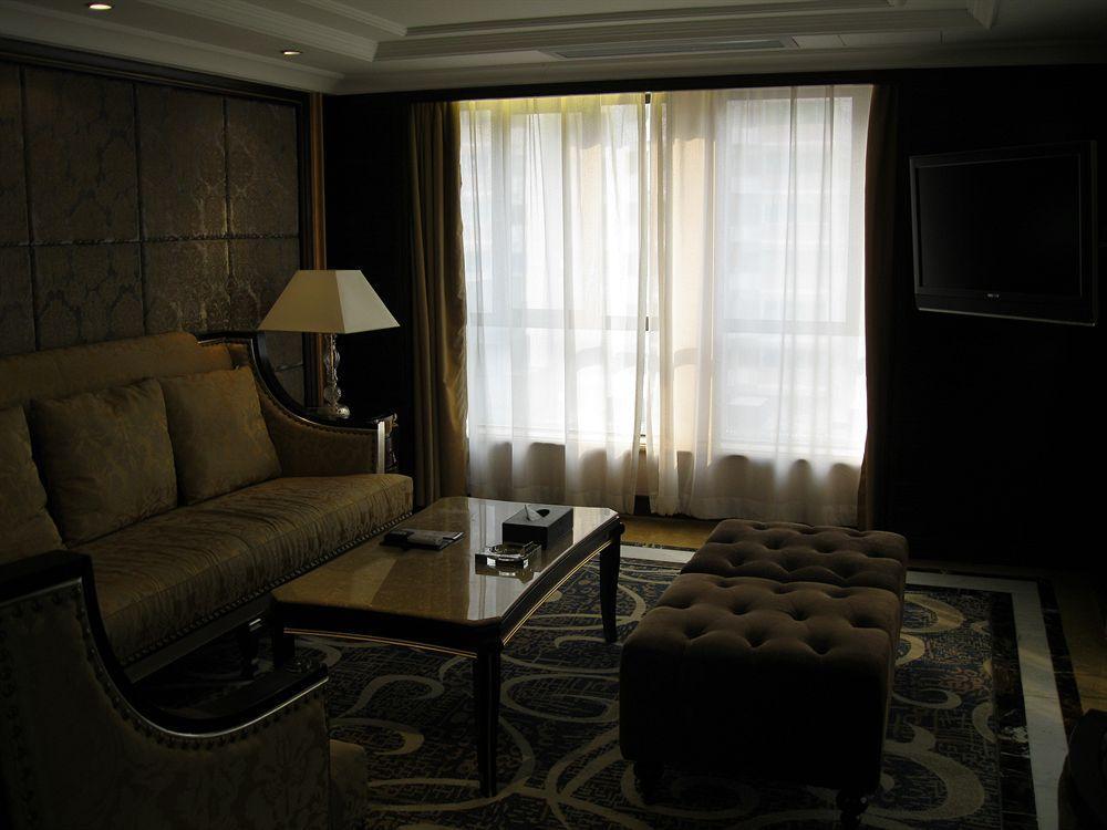 Hotel President Hotel-canton Fair Free Shuttle Bus And Exhibitor Registration