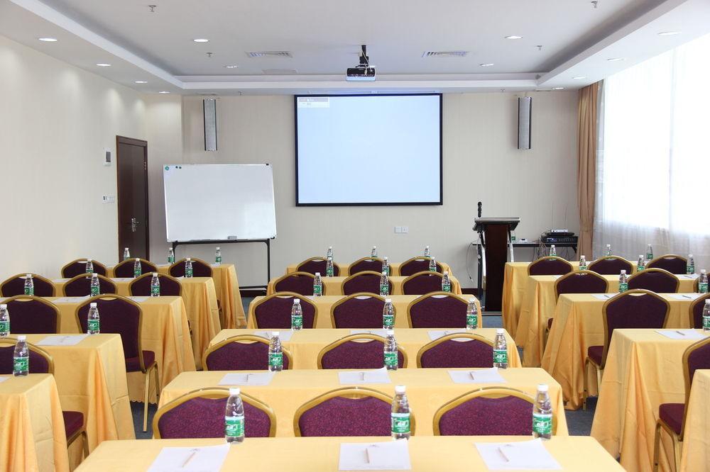 Hotel Yifeng
