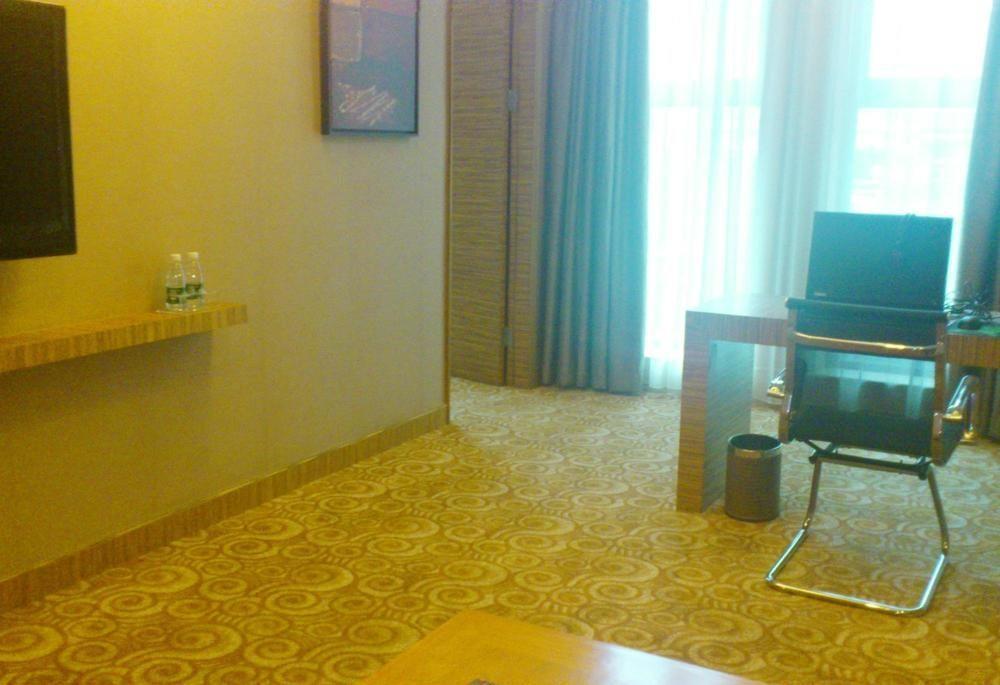 Hotel Yercom Business 4*