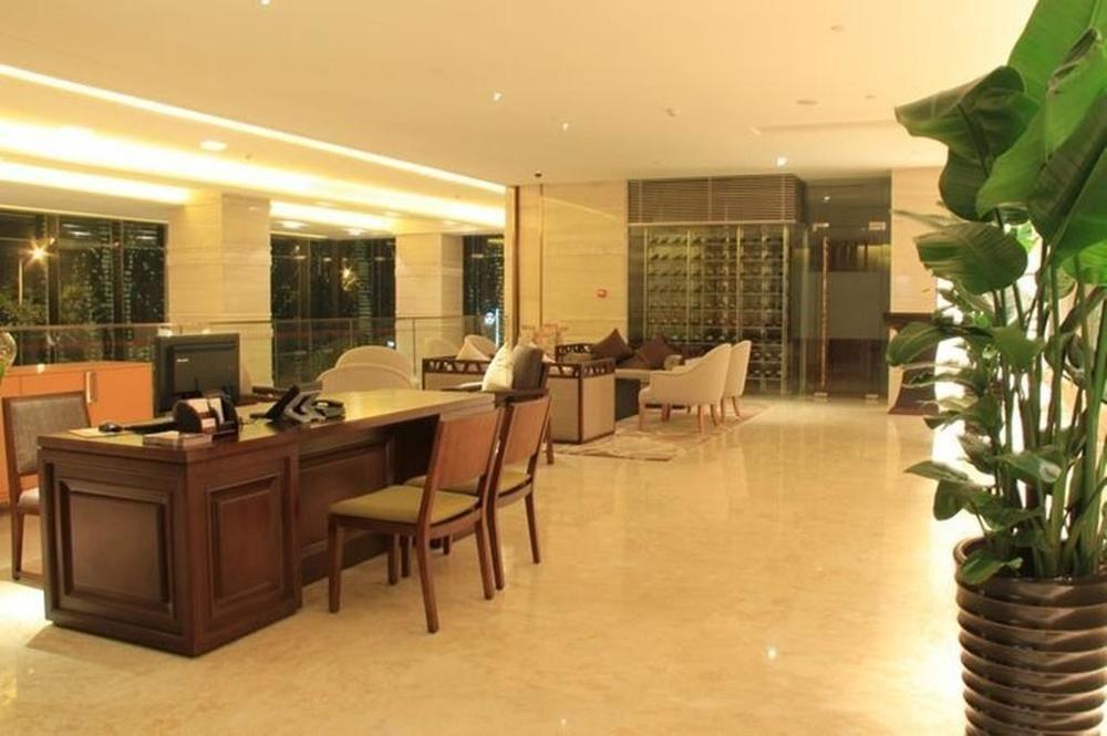广州云凯酒店yunkai Have Free Shuttle Bus For The Complex Hotel