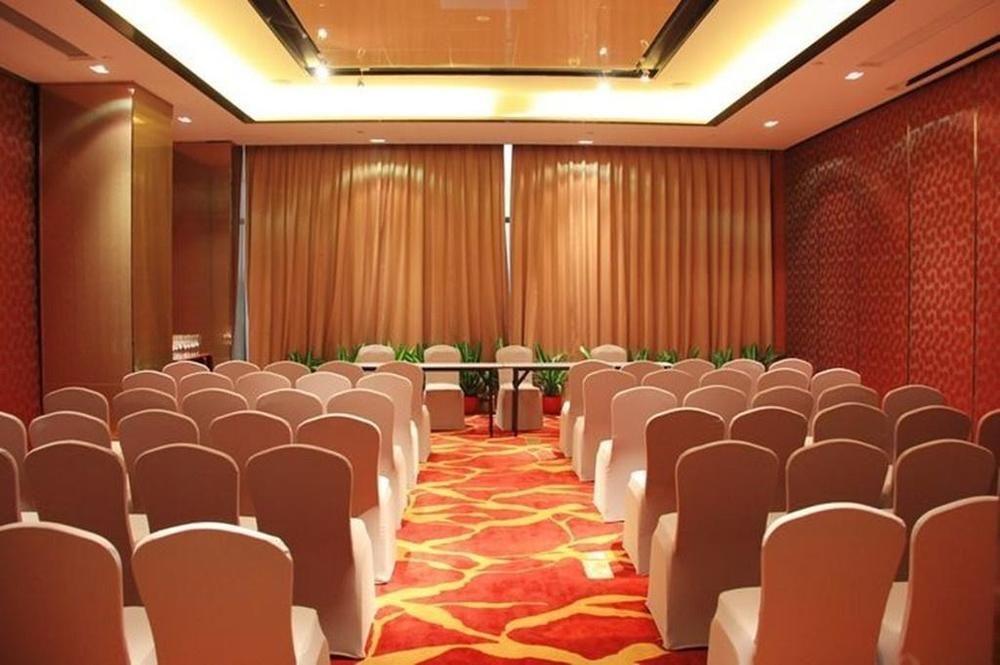 广州云凯酒店yunkai Have Free Shuttle Bus For The Complex Hotel 5*