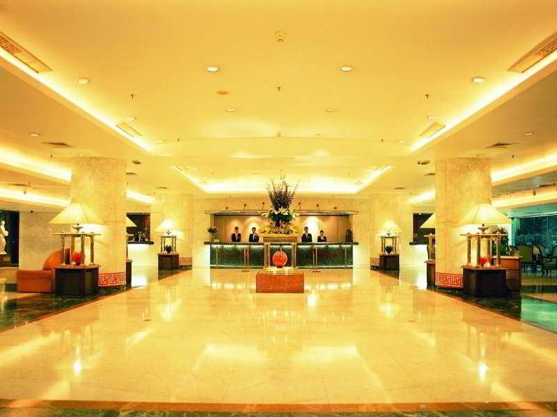 Hotel Guangdong International 5*